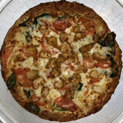 Spinach & Chicken Pizza Image