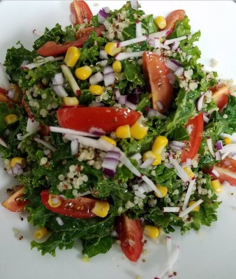 2. Quinoa Kale Salad (308 Cal) Image