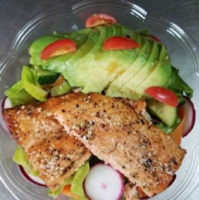 12. Pan Seared Salmon Salad (285 Cal) Image