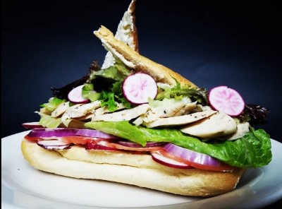 4. Chicken Breast Sandwich (380 Cal) Image