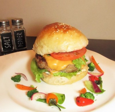 5. Chicken Pozharsky Burger (400 Cal) Image