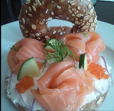 2. Smoked Salmon Sandwich (353 Cal) Image