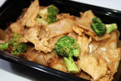 Sweet Soy Sauce Noodle (Pad See Ew) Image