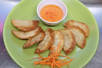 A2. Kiew Tod (Fried wonton) Image