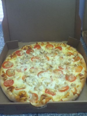 Italian Chicken Pizza Image