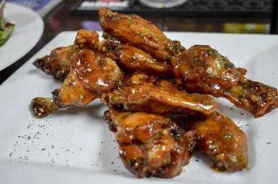 12 Chicken Wings Image