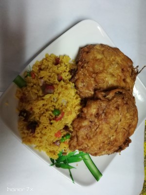 C3. Chicken Egg Foo Young Combo Image