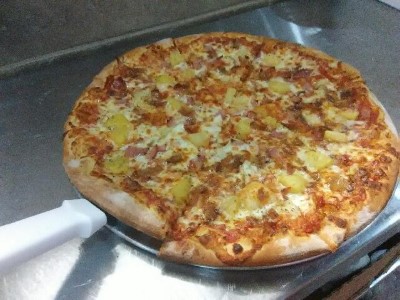 104. Hawaiian Pizza Image