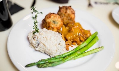 EurAsia Style Crab Cakes Image