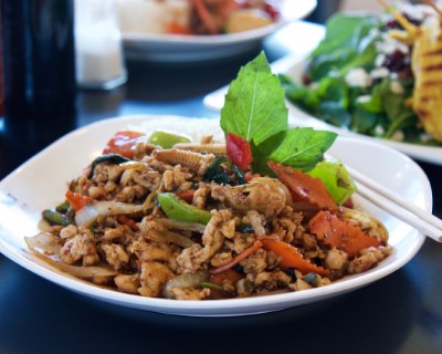 Basil Chicken Image