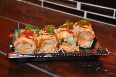 SP1. Salmon Dynamite (8 Pieces) 三文鱼炸弹 Image