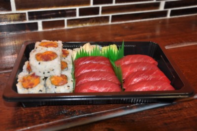 C3. Tuna King (16 Pieces) 尽享金枪鱼拼盘 Image