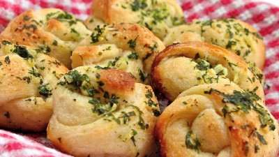 Garlic Knots (6) Image