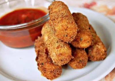 Mozzarella Sticks (8) Image