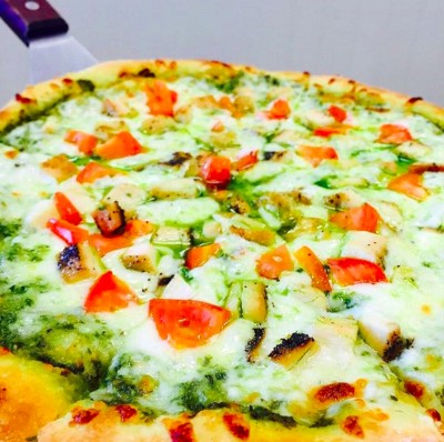 Chicken Pesto Pizza Image