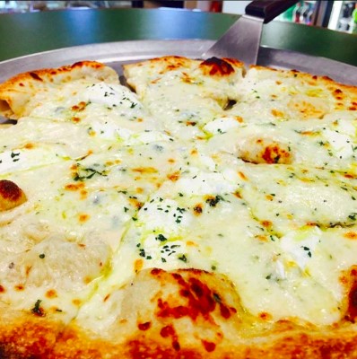 Bianca Pizza Image