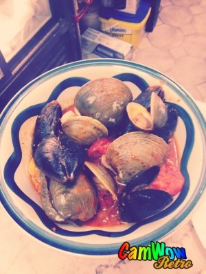 Mussels Marinara Image