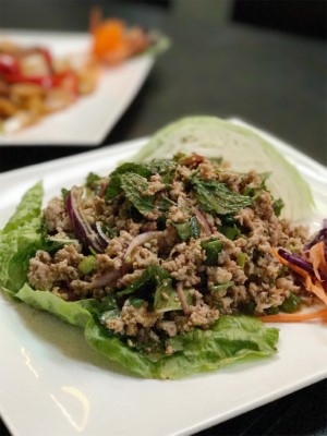 B3. Beef Larb Salad Image