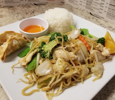 4. Chow Mein Mahalunch Special Image