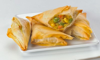 Vegetables Samosa (2 Pieces) Image