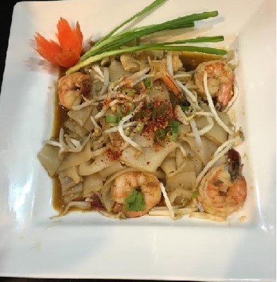35. Pas See Ewe (Sticky Flat Rice Noodles) Image