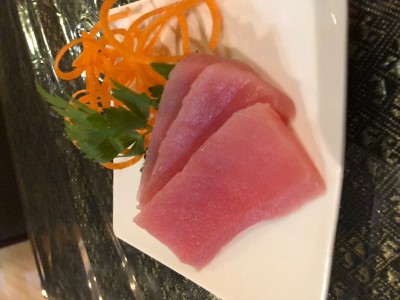 S62. Tuna (Magura) Sashimi Image