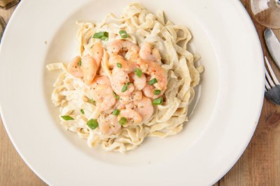 Chicken or Shrimp Alfredo Image