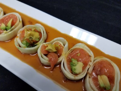 Cucumber Salmon Roll Image