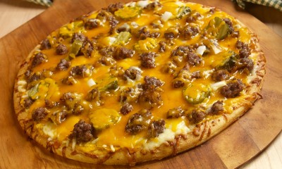Bacon Double Cheeseburger Pizza Image