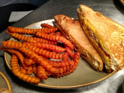 Famous Ten (Grilled Cheese) Image