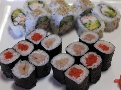L1. Combo Sushi Rolls Lunch Image