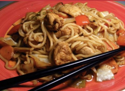 L3. Chicken Yakisoba Lunch Image