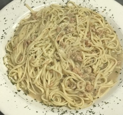 Linguine in White Clam Sauce Image