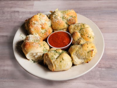 Garlic Parmesan Rolls (6) Image