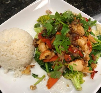Crispy Garlic Prawn Image