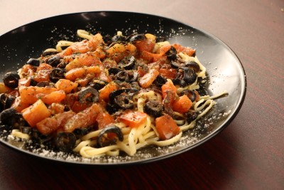 Linguini Puttanesca Image