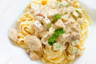 Fetuccine Alfredo with Chicken Image