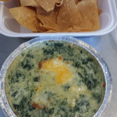 Chips with Spinach & Artichoke Dip Image