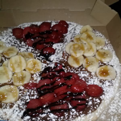 Hazelnut Chocolate with Banana Pizza Image
