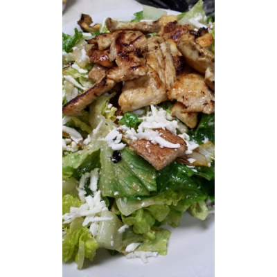 Ensalada Romana con Pollo Image