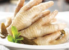 Cold Dishes with Chicken Feet with Pickled Peppers 泡椒凤爪 Image