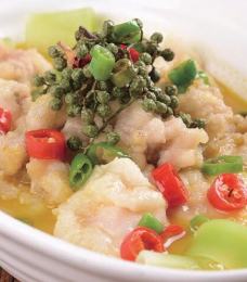 Boiled Fish with Bullfrog Fresh Pepper 鲜椒鱼片蛙 Image