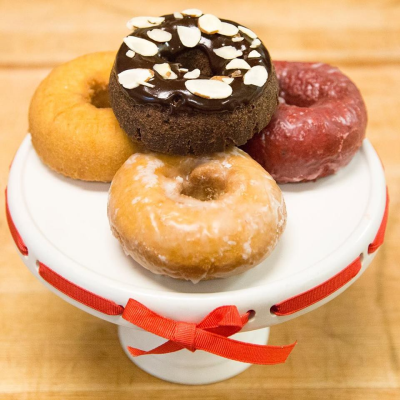 Glazed Vanilla Cake Image