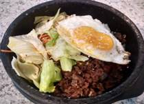 Bulgogi Kimchi Cheese Dolsot (불고기 김치 치즈) Image