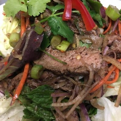Grilled Beef Salad Image