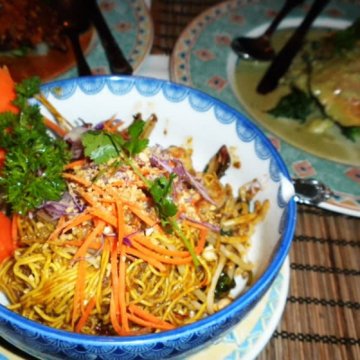 Tricycle Noodles Image