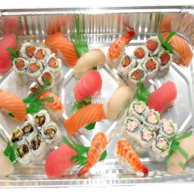 Sushi & Sashimi Combination Image