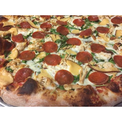 Roasted Garlic & Grilled Chicken Pizza Image