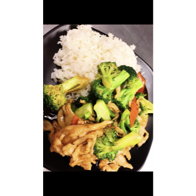 3. 芥兰鸡 Chicken With Broccoli Image