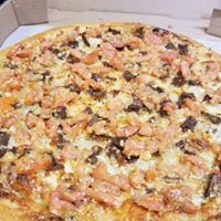 Gio's Gyro Pizza Image